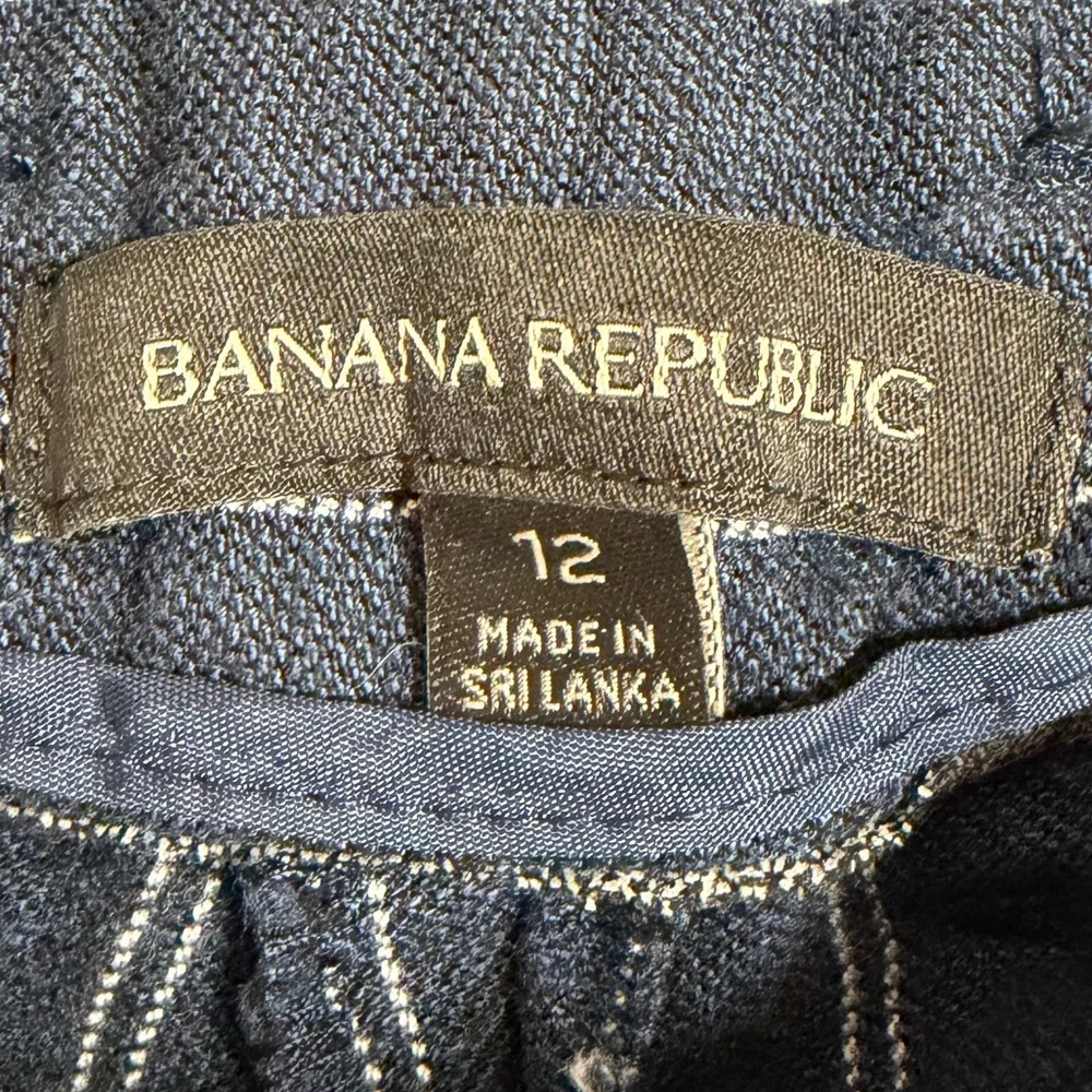 Banana Republic Avery Linen Cotton Striped Pants Navy Blue Tie Waist Crop 12 EUC